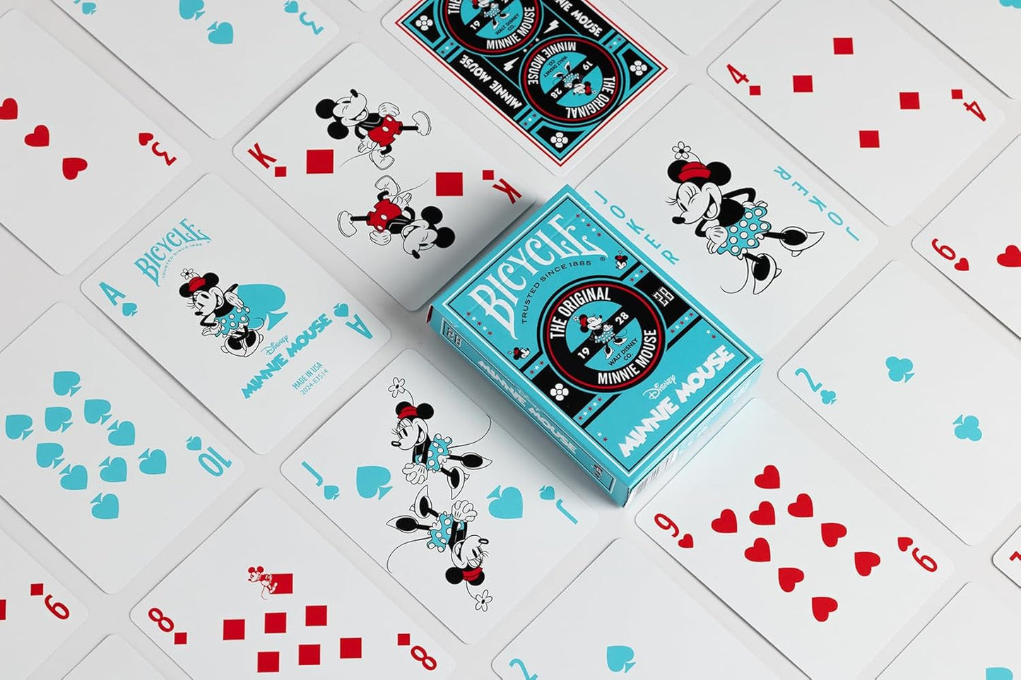 Bicycle Playing Cards: Classic Minnie Mouse
