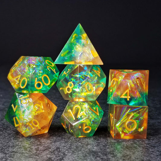 Sage's Portal - Orbs - Enchanted Crystals Green/Peach Sharp Edge Resin Dice Set