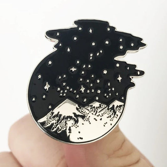 Enamel Pin: Star Mountain